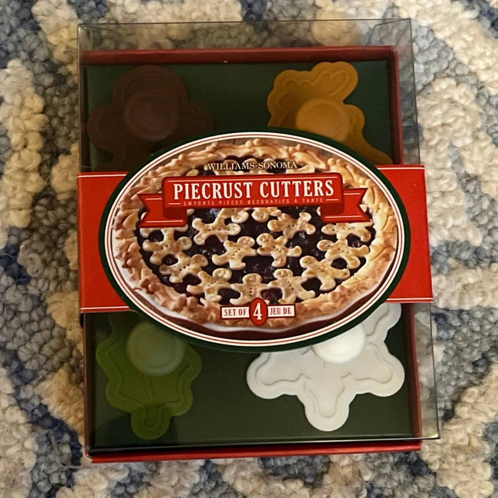 NWT WILLIAMS-SONOMA Holiday Pie Crust Cutters